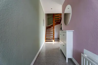 Grundriss der Unterkunft Moderne Doppelhaushälfte mit Garten & Terrasse I Free Wifi I Free Parking