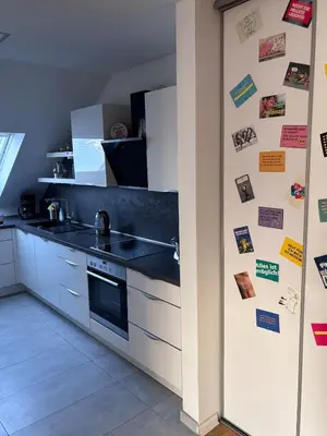 Küche/Küchenzeile in der Unterkunft Juwel im POTT-Zentral-100 qm-Stellplatz-Balkon-Kamin