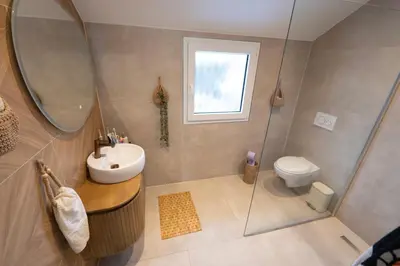 Ein Badezimmer in der Unterkunft Haus in Duisburg
