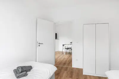 Ein Bett oder Betten in einem Zimmer der Unterkunft Sanierte 2 Zimmer Wohnung