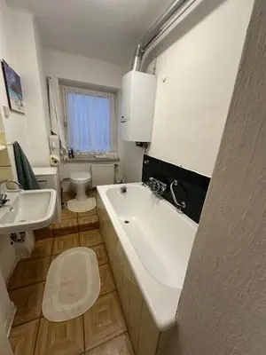 Ein Badezimmer in der Unterkunft Living in the heart of Kreuzviertel!