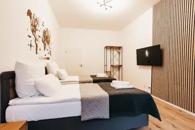 TV/Unterhaltungsangebot in der Unterkunft ATLAS Apartment 6 Oberhausen, 3 Zimmer, Nähe Bahnhof, Westfield Centro