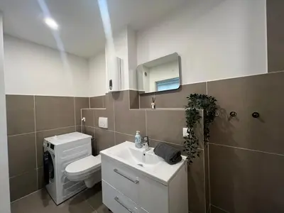 Ein Badezimmer in der Unterkunft SAP20- Fitter's apartment in Haan