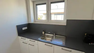 Küche/Küchenzeile in der Unterkunft Neue und modische Wohnung im Duisburger Süden