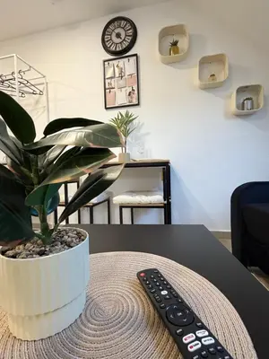 Ein Sitzbereich in der Unterkunft Modernes Apartment mit Smart-TV & WLAN nahe Messe