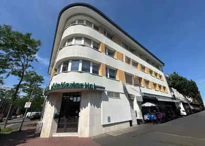 Das Gebäude in dem sich das Hotel befindet