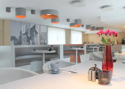 Ein Sitzbereich in der Unterkunft The Grey Design Hotel