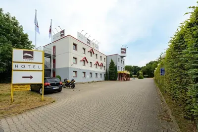 Das Gebäude in dem sich das Hotel befindet