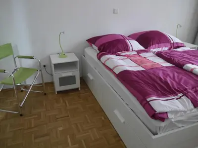 Ein Bett oder Betten in einem Zimmer der Unterkunft Schöne Ferien und Messewohnung Nähe Düsseldorf und Köln