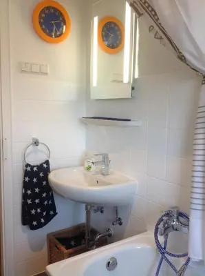 Ein Badezimmer in der Unterkunft FRANKES SLEEP INN, Sauna, 3 Wohnungen 1, 2, 4 Zimmer