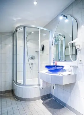 Ein Badezimmer in der Unterkunft Marienthaler Gasthof