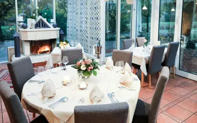 Ein Restaurant oder anderes Speiselokal in der Unterkunft Marienthaler Gasthof