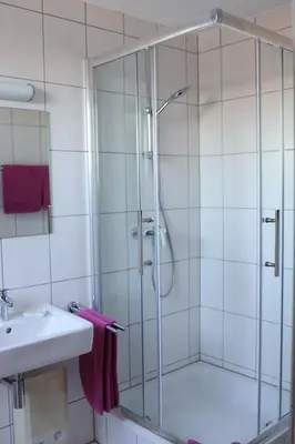 Ein Badezimmer in der Unterkunft Ilvericher Hof