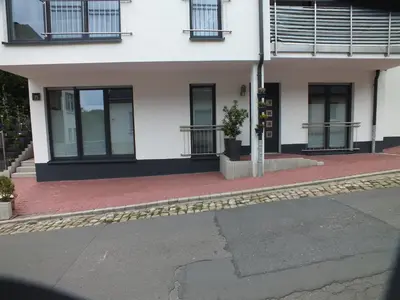 Das Gebäude in dem sich die Ferienwohnung befindet