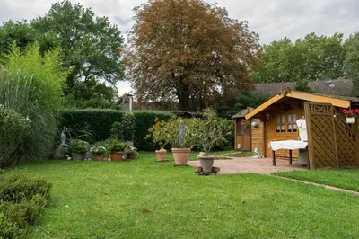Ein Garten an der Unterkunft Ferienwohnung Bärbel