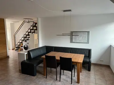 Ein Sitzbereich in der Unterkunft Ferienwohnung Kirchhellen 
