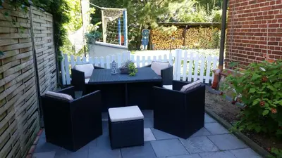 Ein Garten an der Unterkunft Ferienwohnung auf dem Land Schermbeck Moviepark