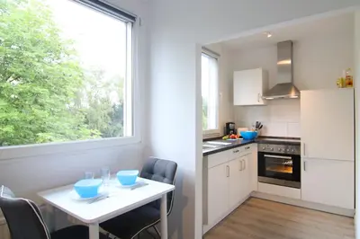 Küche/Küchenzeile in der Unterkunft apartmondo Monteurapartments