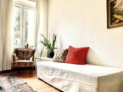 Ein Sitzbereich in der Unterkunft 100 qm großes lichtdurchflutetes Loft im Herzen der City