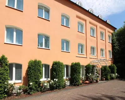 Das Gebäude in dem sich das Hotel befindet