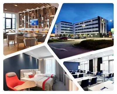 Ein Sitzbereich in der Unterkunft Holiday Inn Express Oberhausen by IHG