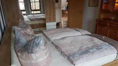 Ein Bett oder Betten in einem Zimmer der Unterkunft Mühlenberger Ponyhof