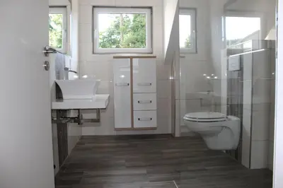 Ein Badezimmer in der Unterkunft Stadthaus Edel - Apartment Binz