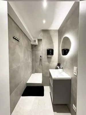 Ein Badezimmer in der Unterkunft BLK Hostel