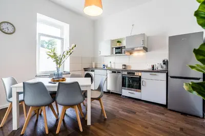 Küche/Küchenzeile in der Unterkunft Adora Apartment Hilden