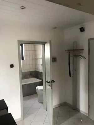 Ein Badezimmer in der Unterkunft Wohnen auf Zeit