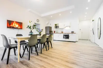 Küche/Küchenzeile in der Unterkunft Comodo Apartments Solingen