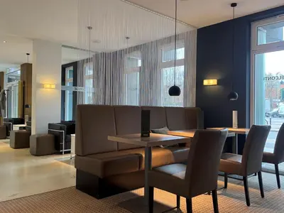 Ein Sitzbereich in der Unterkunft Hotel Conti Duisburg - Partner of SORAT Hotels