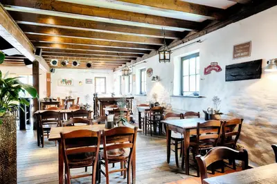 Ein Restaurant oder anderes Speiselokal in der Unterkunft Welcome Hotel Wesel
