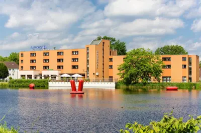 Blick auf einen Fluss in der Nähe des Hotels