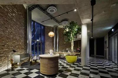 Ein Sitzbereich in der Unterkunft Flowers Hotel Essen