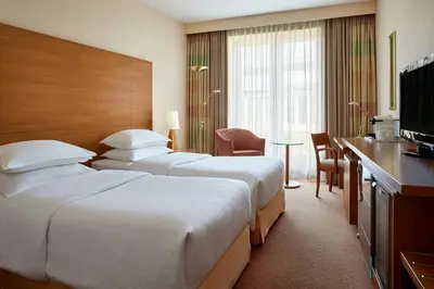 TV/Unterhaltungsangebot in der Unterkunft Sheraton Duesseldorf Airport Hotel