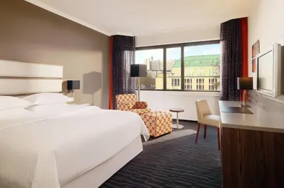Ein Bett oder Betten in einem Zimmer der Unterkunft Sheraton Essen Hotel