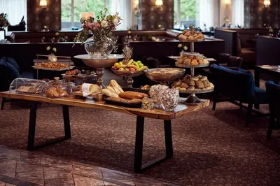 Essen im Hotel oder in der Nähe