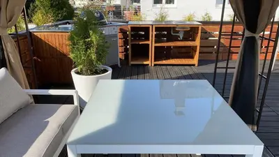 Ein Balkon oder eine Terrasse in der Unterkunft Stadtvilla Intzeplatz - Apartment Föhr