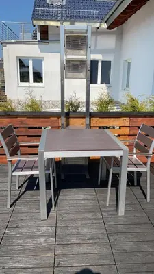 Ein Balkon oder eine Terrasse in der Unterkunft Stadtvilla Intzeplatz - Apartment Föhr
