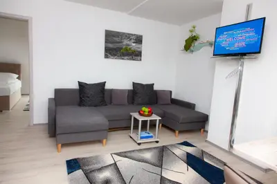 TV/Unterhaltungsangebot in der Unterkunft T&K Apartments near Messe Fair Trade Düsseldorf und Airport 3A