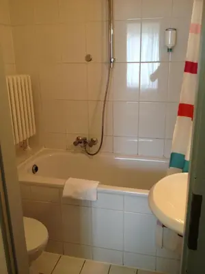 Ein Badezimmer in der Unterkunft Domo Hotel Mondial