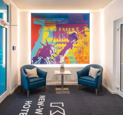 Ein Sitzbereich in der Unterkunft New Work Hotel Essen