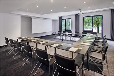 Der Geschäftsbereich oder Konferenzraum in der Unterkunft Four Points Flex by Sheraton Ratingen Düsseldorf Airport