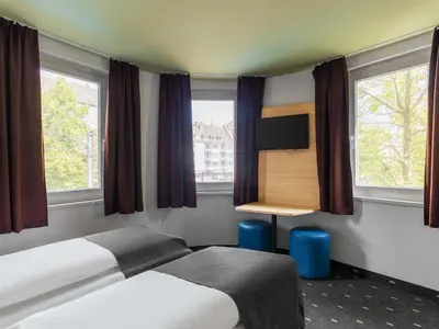 TV/Unterhaltungsangebot in der Unterkunft B&B Hotel Düsseldorf City-Süd