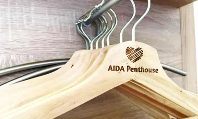 Ein Zertifikat, Auszeichnung, Logo oder anderes Dokument, das in der Unterkunft Themenpartment Penthouse ausgestellt ist