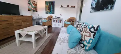 Ein Sitzbereich in der Unterkunft Nette,kleine Wohnung in gute Lage