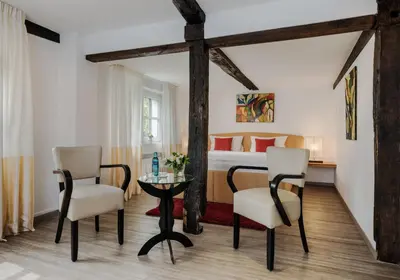 Ein Sitzbereich in der Unterkunft Romantik Hotel Neuhaus