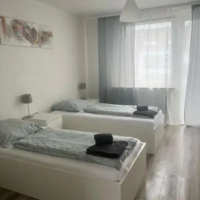 Flora Business Apartment mit Balkon