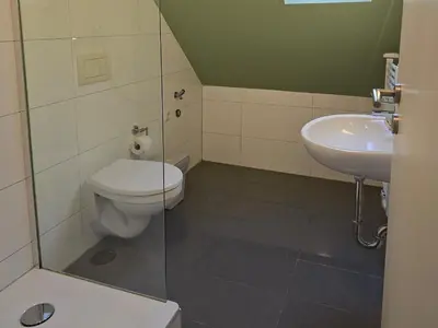 Ein Badezimmer in der Unterkunft Flora Modern Living Apartment